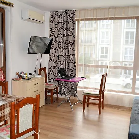 Balkan Breeze 7 One Bedroom Eh Apartament *